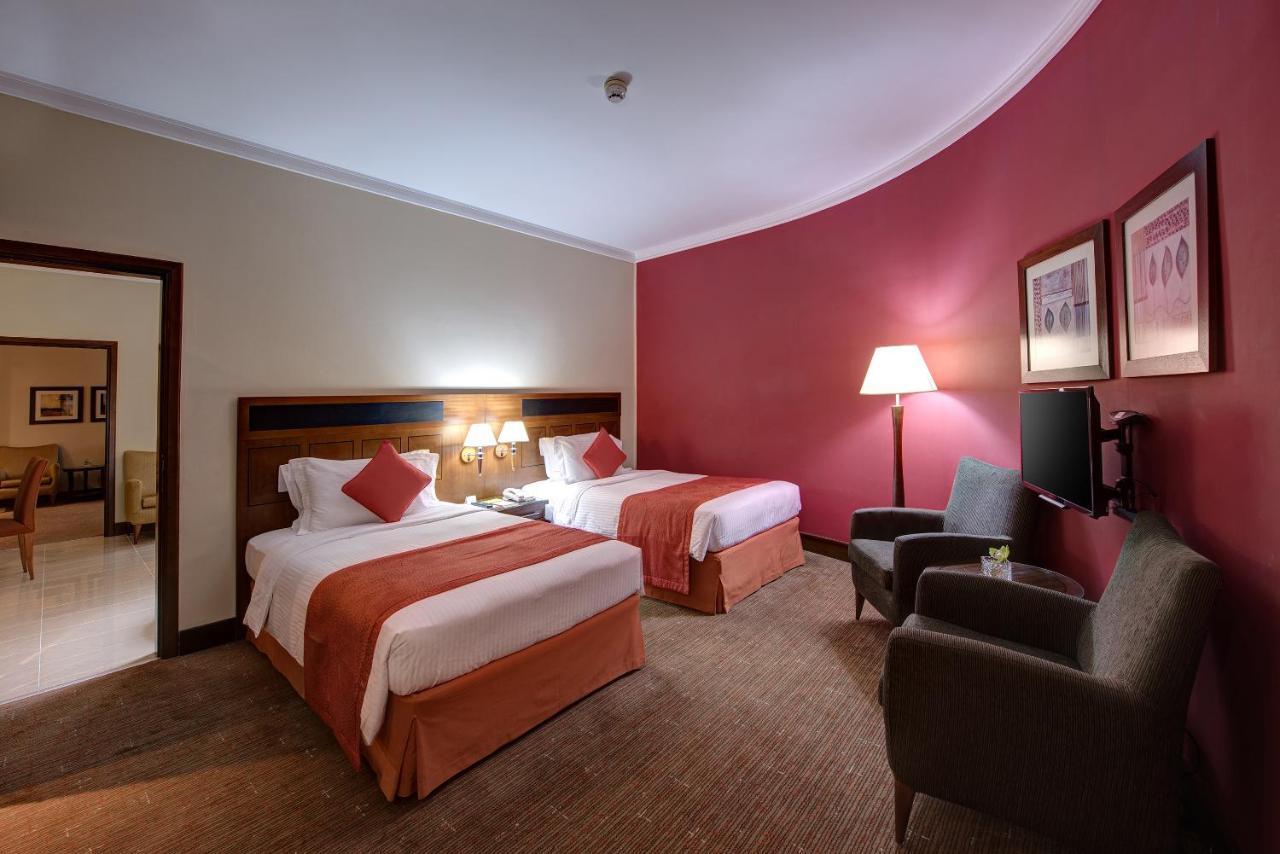 เจ5 ไรมัล โฮเต็ล อพาร์ตเมนต์ Aparthotel ดูไบ ภายนอก รูปภาพ