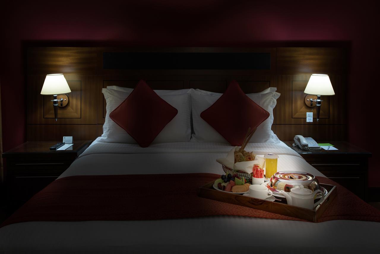 เจ5 ไรมัล โฮเต็ล อพาร์ตเมนต์ Aparthotel ดูไบ ภายนอก รูปภาพ